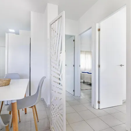 A Metros De La Playa Fuengirola