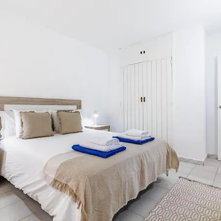 A Metros De La Playa Apartment Fuengirola