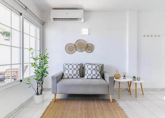 A Metros De La Playa * Fuengirola