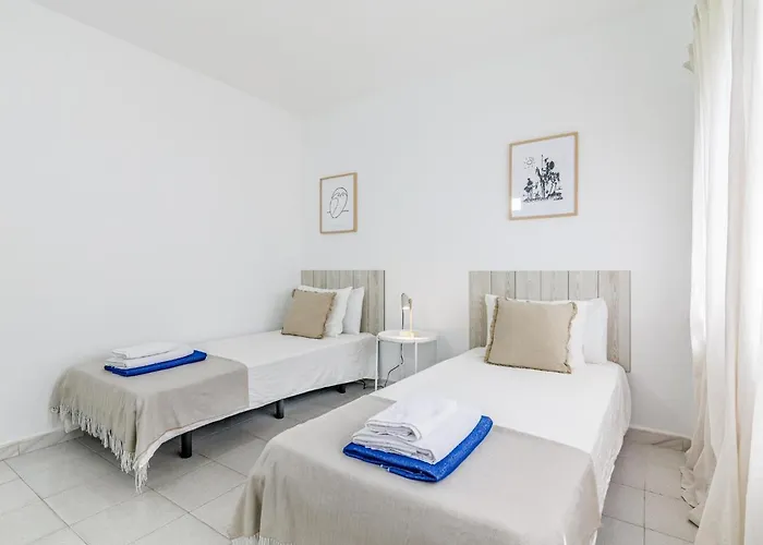 A Metros De La Playa * Fuengirola